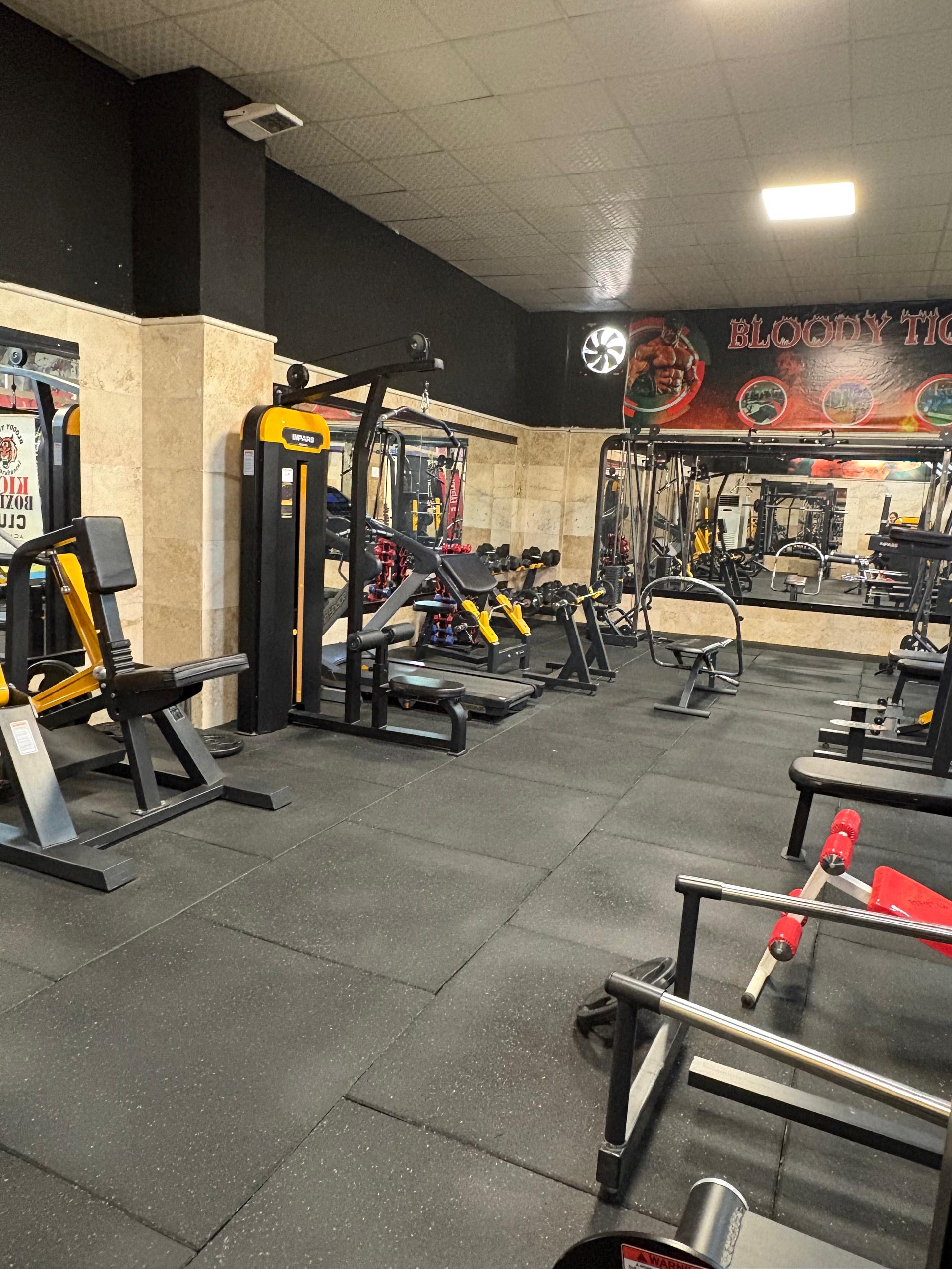 معرفی مجموعه ورزشی شهید محمود آبادی